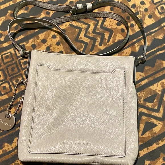 Marc Jacob’s Gray pebbled Leather Crossbody Bag - Picture 1 of 13